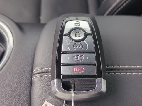 Used 2024 Ford Mustang GT Premium image 31