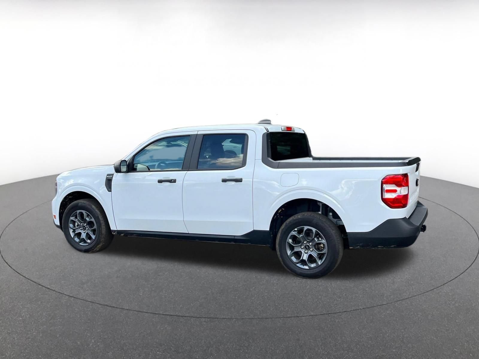 Used 2026 Ford Maverick XLT w/ Equipment Group 301A AWD/4WD image 18