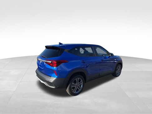 Certified 2023 Kia Seltos LX image 7