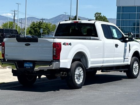 Certified 2022 Ford F250 XLT w/ XLT Value Package AWD/4WD image 2