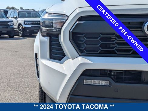 Used 2024 Toyota Tacoma TRD Sport image 9