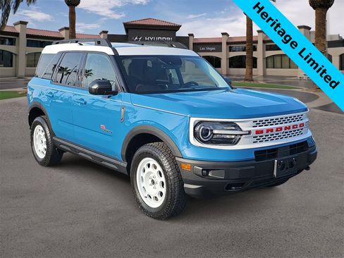 Used 2023 Ford Bronco Sport Heritage Limited image 2