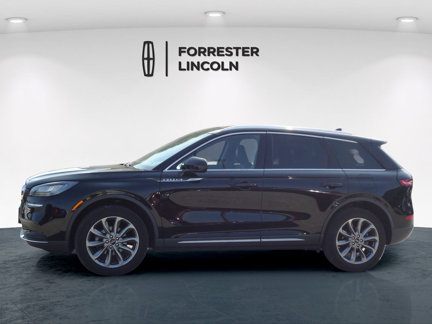 Used 2022 Lincoln Corsair AWD w/ Premium Package image 6