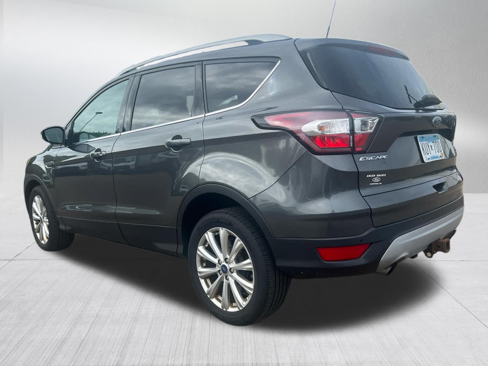 Used 2017 Ford Escape Titanium AWD/4WD image 5