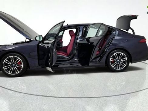 Used 2026 BMW 540i xDrive AWD/4WD image 15