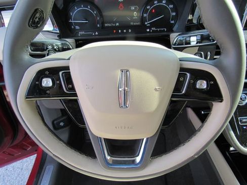 Used 2022 Lincoln Corsair FWD image 29