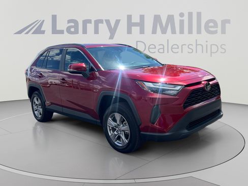 Certified 2025 Toyota RAV4 XLE AWD/4WD image 7