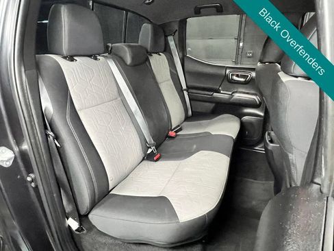 Used 2023 Toyota Tacoma TRD Off-Road w/ Technology Package AWD/4WD image 15