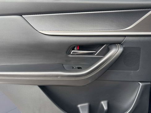 Certified 2025 MAZDA CX-90 3.3 Turbo w/ Preferred Package image 13