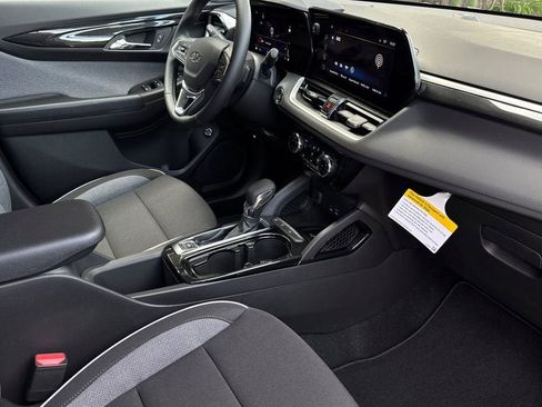 New 2026 Chevrolet TrailBlazer LT w/ Convenience Package image 16