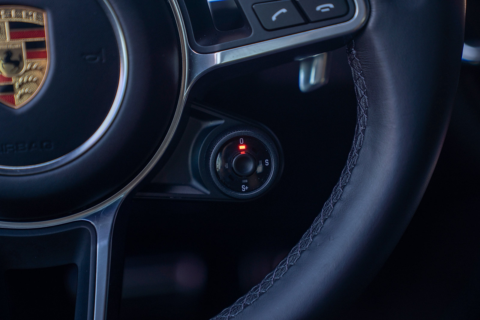 Certified 2023 Porsche Cayenne GTS AWD/4WD image 9