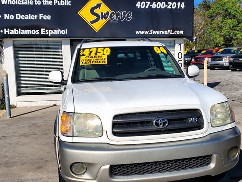 Used 2004 Toyota Sequoia SR5 image 4