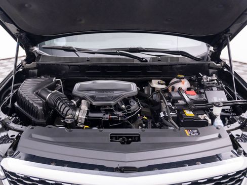 Certified 2025 Cadillac XT6 Premium Luxury w/ Platinum Package AWD/4WD image 27