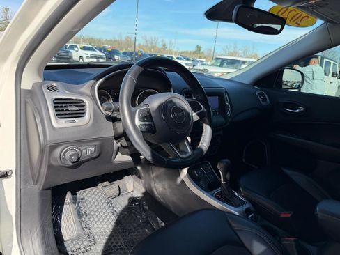 Used 2020 Jeep Compass Latitude w/ Cold Weather Group image 13