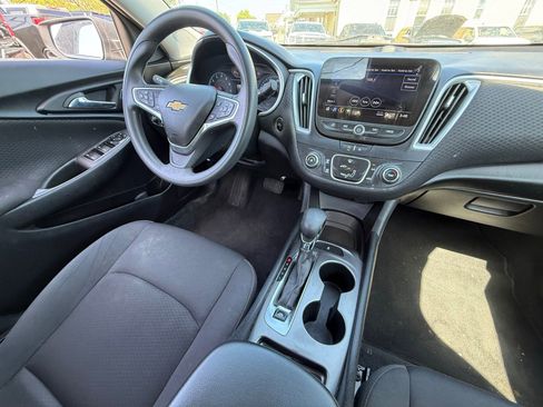 Used 2023 Chevrolet Malibu LS FWD image 21