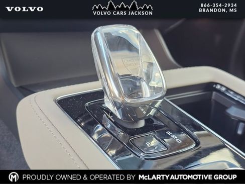 New 2026 Volvo XC90 B6 Plus w/ Protection Package Premier AWD/4WD image 25