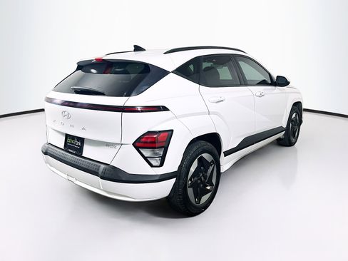 Used 2024 Hyundai Kona SEL FWD image 9