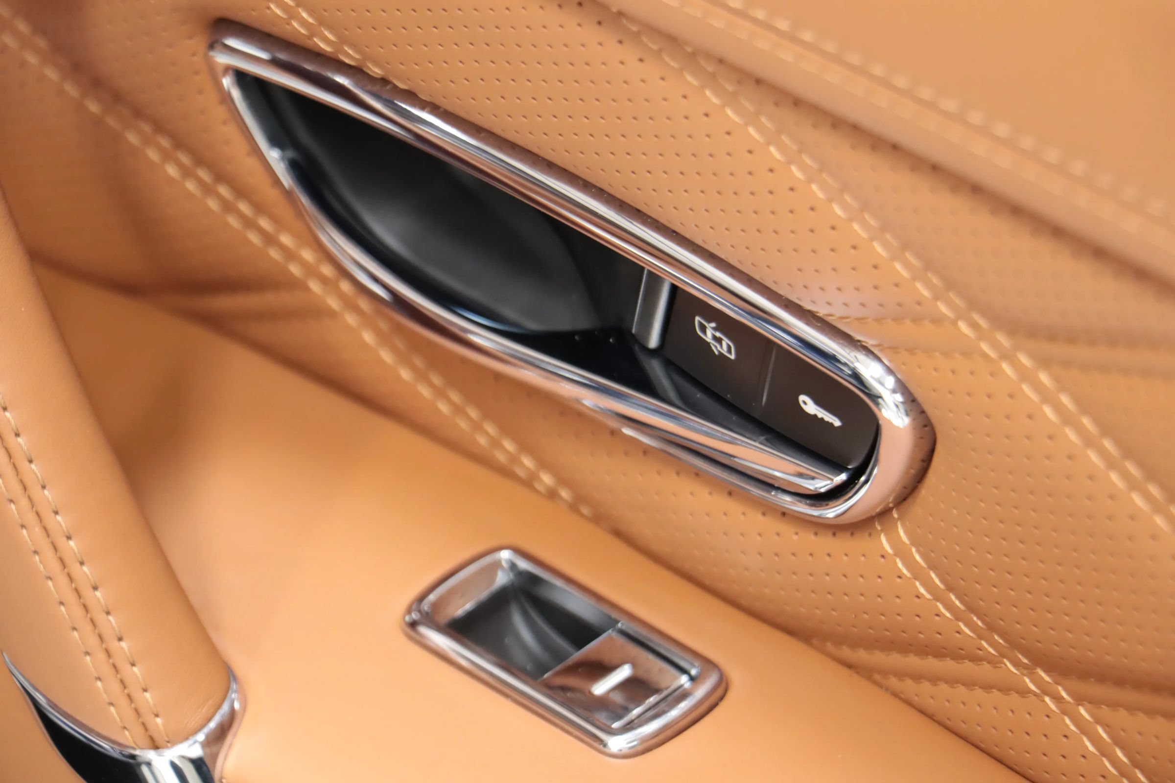 Used 2016 Bentley Flying Spur V8 AWD/4WD image 75