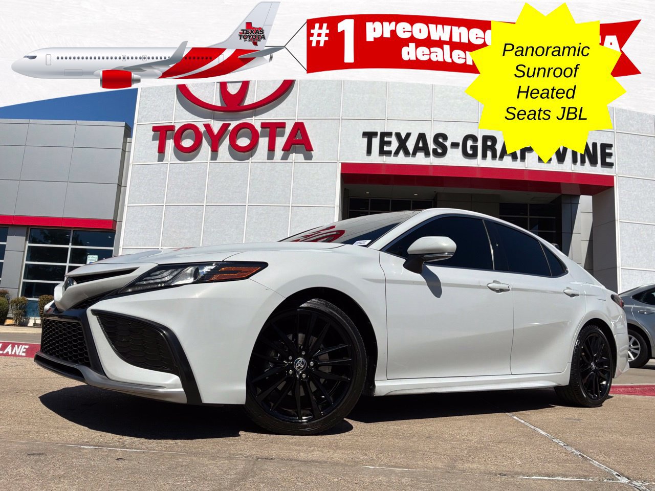 Used 2023 Toyota Camry XSE w/ Navigation Package FWD image 1