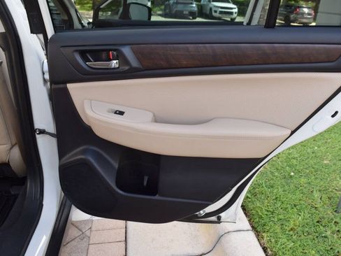 Used 2016 Subaru Outback 2.5i Limited AWD/4WD image 73