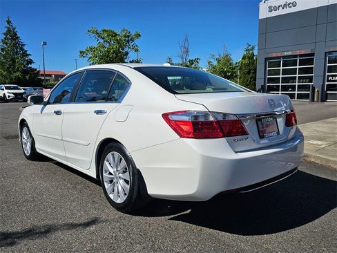 Used 2014 Honda Accord EX-L image 7