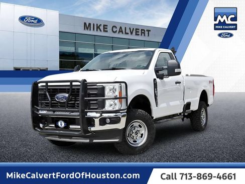 Used 2023 Ford F250 XL w/ 360-Degree Camera Package AWD/4WD image 1