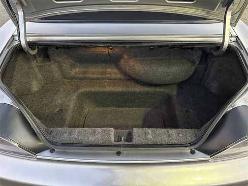 Used 2004 Honda S2000 image 14