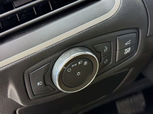 Used 2020 Ford Edge SEL w/ Convenience Package image 9