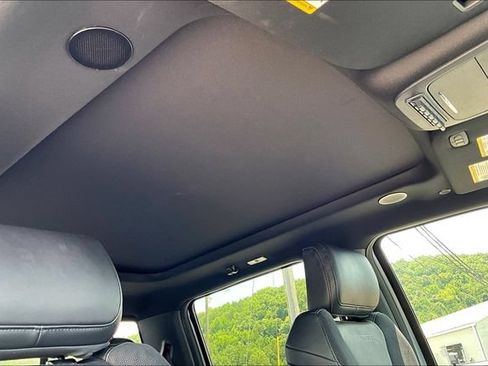 Used 2025 Ford F150 Raptor AWD/4WD image 16