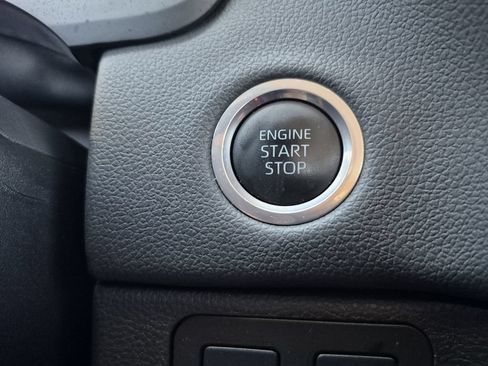 Used 2023 Toyota Tundra Limited AWD/4WD image 22