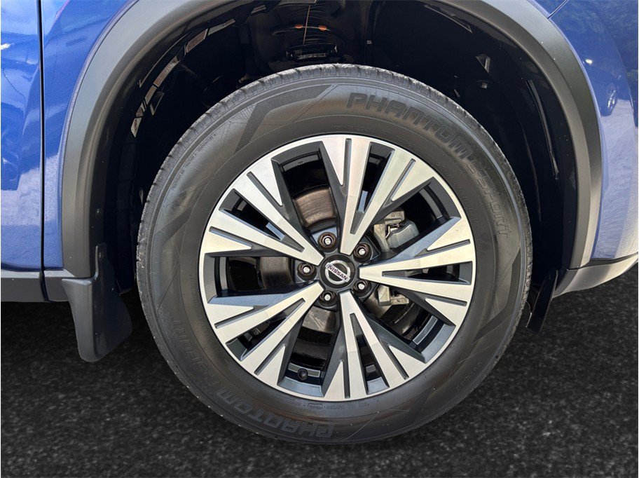 Used 2021 Nissan Rogue SV w/ Premium Package FWD image 13