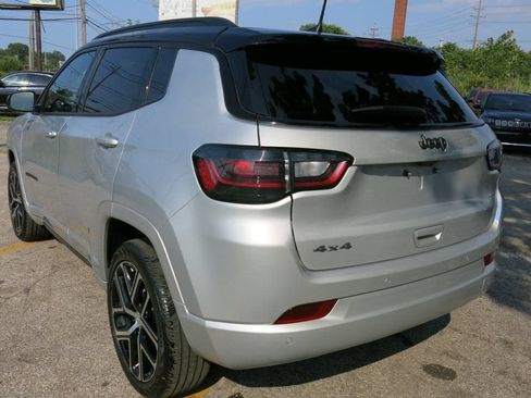Used 2025 Jeep Compass Limited w/ High Altitude Package AWD/4WD image 3