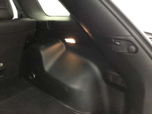 Used 2019 Jeep Cherokee Limited AWD/4WD image 43