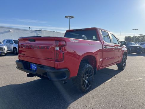 Certified 2024 Chevrolet Silverado 1500 Custom Trail Boss w/ LPO, Dark Essentials Package image 7