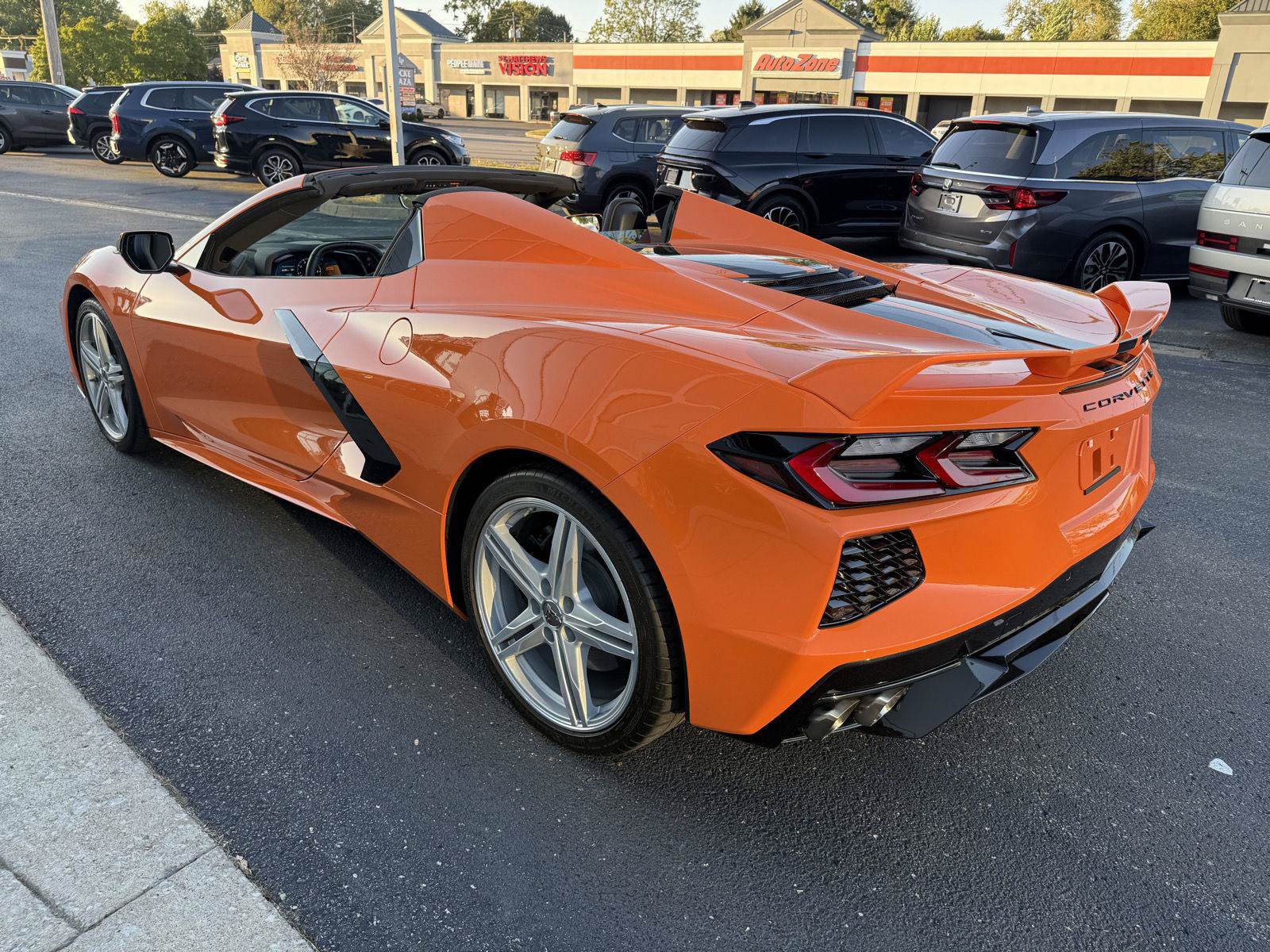 Used 2024 Chevrolet Corvette Stingray Preferred Conv w/ Z51 Performance Package RWD image 22
