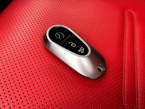 Used 2024 Mercedes-Benz CLE 53 AMG 4MATIC image 12