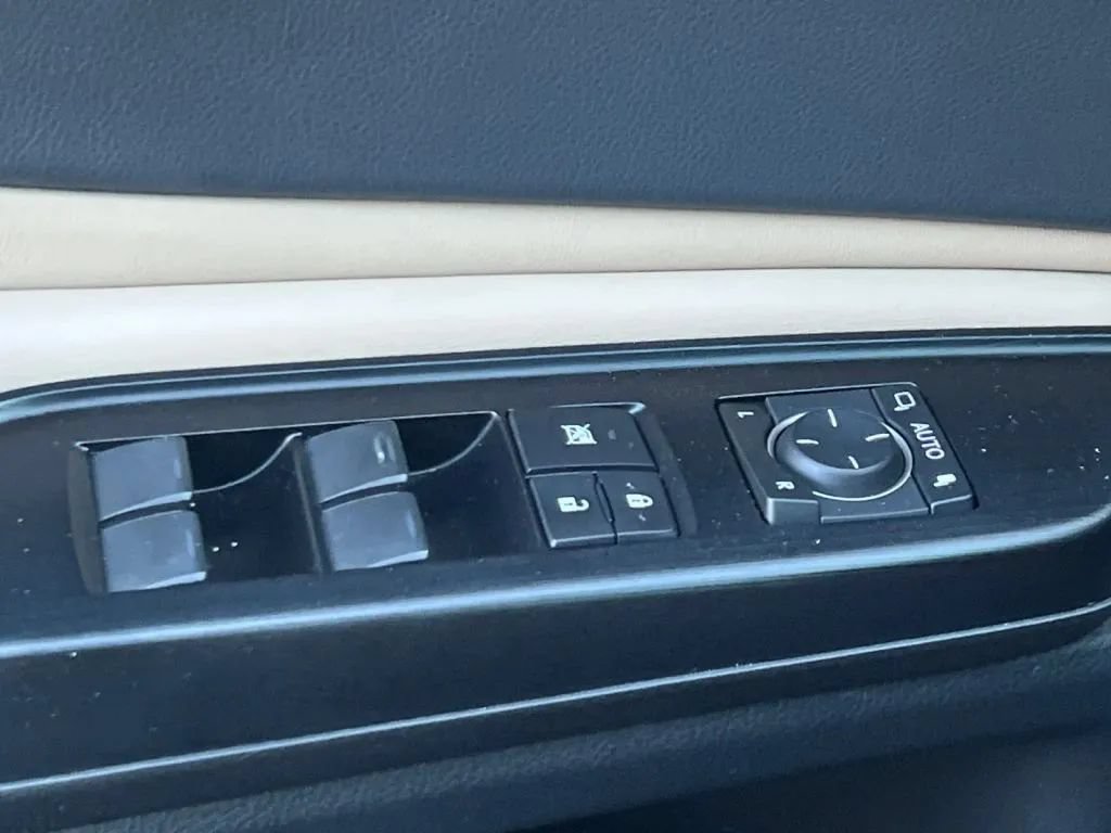 Used 2020 Lexus ES 350 w/ Premium Package FWD image 48