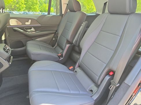 New 2026 Mercedes-Benz GLS 450 4MATIC image 15
