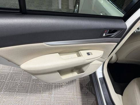 Used 2014 Subaru Outback 2.5i Premium image 22