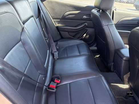 Used 2015 Chevrolet Malibu LTZ FWD image 8