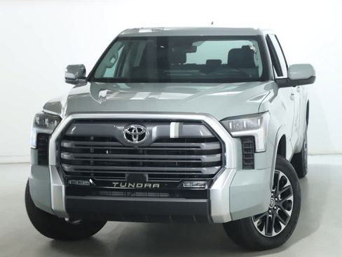 Used 2024 Toyota Tundra Limited AWD/4WD image 2