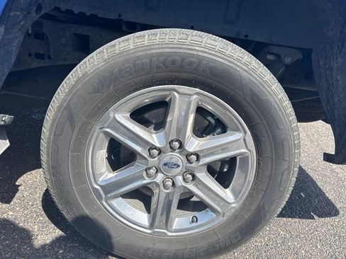 Used 2024 Ford F150 XLT RWD image 12