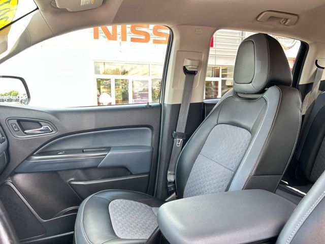 Used 2016 Chevrolet Colorado Z71 AWD/4WD image 29