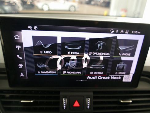 Certified 2024 Audi Q5 e Premium Plus w/ Premium Plus Package image 20