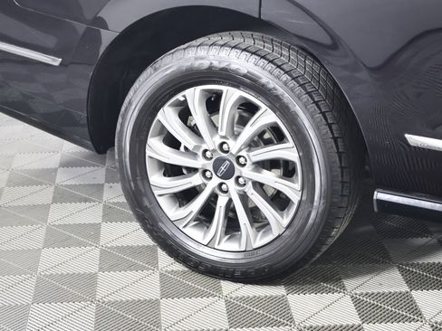 Used 2024 Lincoln Navigator Premiere image 60