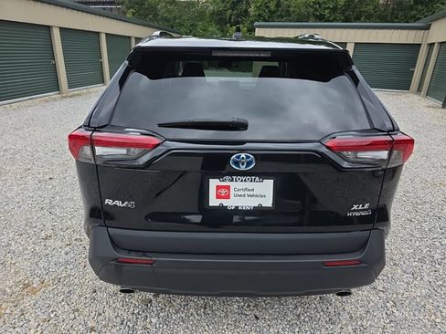 Certified 2022 Toyota RAV4 XLE w/ Convenience Package AWD/4WD image 6