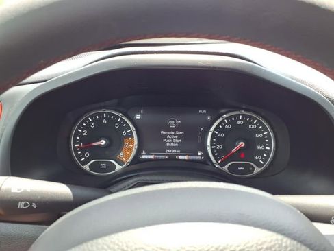 Used 2023 Jeep Renegade Trailhawk image 10