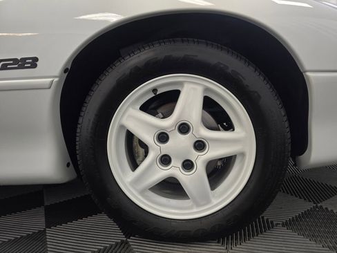 Used 1997 Chevrolet Camaro SS w/ Preferred Equipment Group 2 image 21