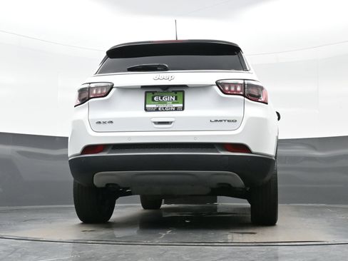 Used 2024 Jeep Compass Limited AWD/4WD image 31