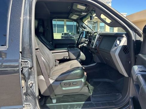 Used 2013 Ford F250 Lariat w/ Lariat Ultimate Pkg AWD/4WD image 17